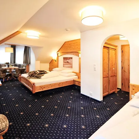 Garni Bellevue ホテル 4*