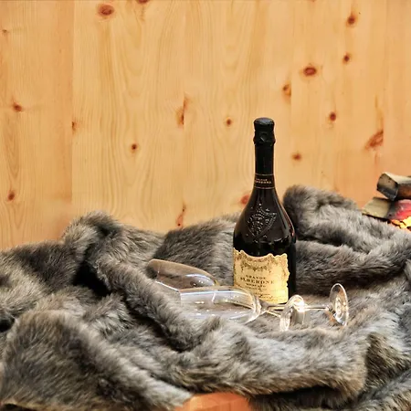 Garni Bellevue فندق 4*