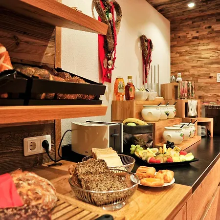 Garni Bellevue ايشجل