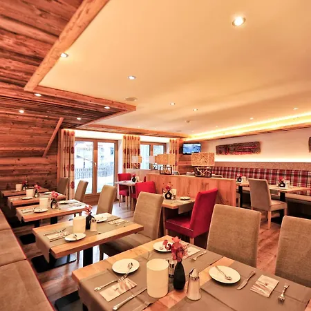 ホテル Garni Bellevue