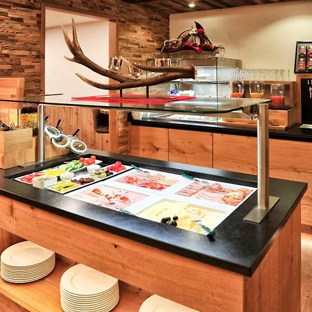 Garni Bellevue イシュグル