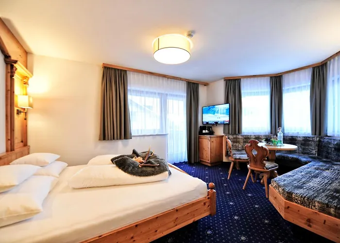 Hotel Garni Bellevue 4*